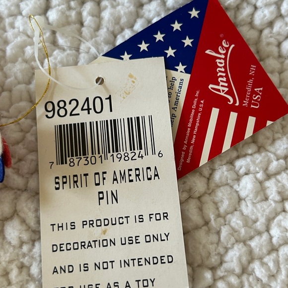 Annalee Patriotic Sun Pin - White, Red, Blue - Picture 3 of 4